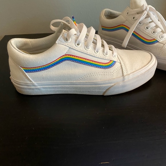 vans pride rainbow